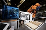 Efficient storage, sawing thanks to integration of intelligent robots