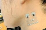 超级“皮肤贴片”传感器问世，能实时同步检测多种健康数据