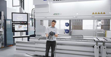Powerful, automated, and sustainable bending machine